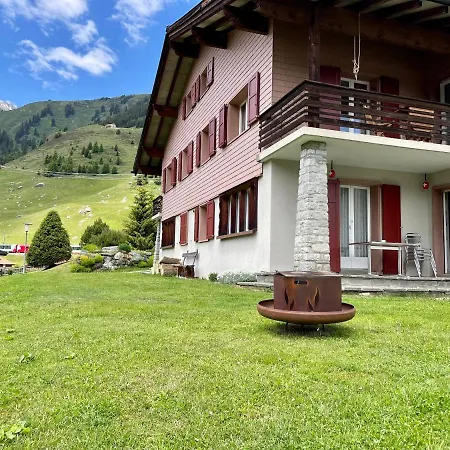 Swiss Alpine Hideaway * Sedrun